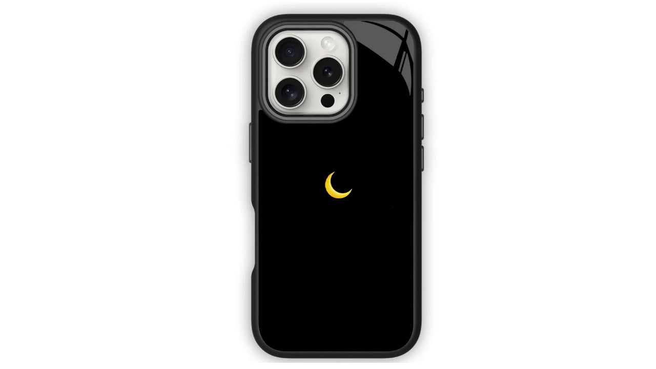Golden Crescent Moon Phone Case – Simple Night Sky Elegance